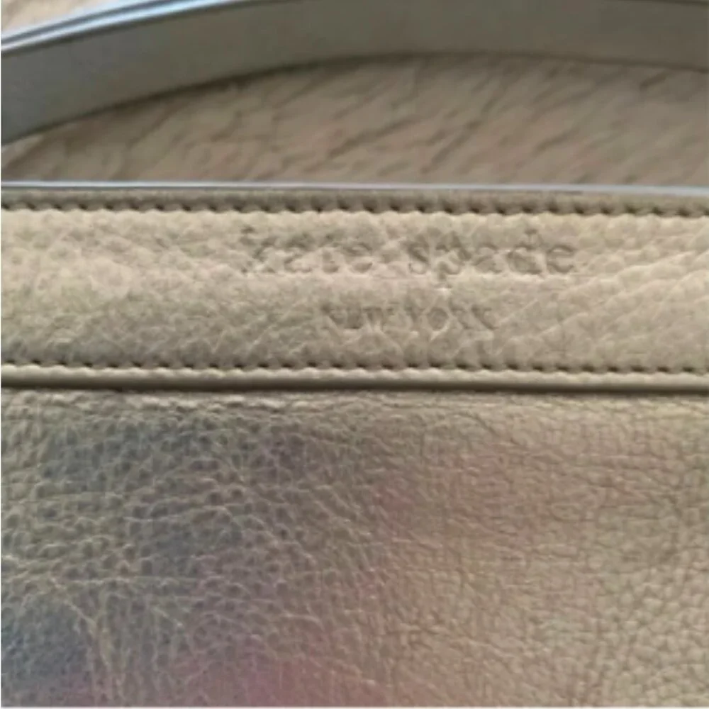 KATE SPADE Metallic Gold Soft Leather Zipper Cosmetic Case - Picture 10 of 13